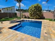 Casa térrea à venda em condomínio clube de Atibaia SP