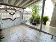 Casa térrea a venda, no bairro Parque Estuário, medindo...