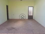 Casa térrea à venda no centro