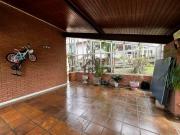 Casa térrea à venda no Condomínio Marambaia