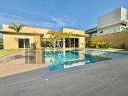 Casa térrea à venda no condomínio Terras de Santa Teresa...