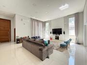 Casa térrea à venda no Condomínio Terras de Santa Teresa...