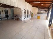 Casa Térrea à Venda no Guará 2 120m²/ 3 Quartos 1 Suíte