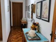 Casa Térrea á venda possui 280m² com 3 dormitórios sendo...