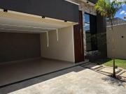 Casa Térrea alto Padrão Jd. Helvécia Casa de Rua com 3...