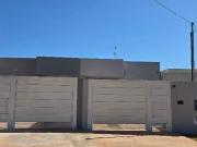 Casa Térrea com 02 Quartos Próximo ao Shopping Bosque...