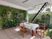 Casa térrea com 2 Dormitório, 2 Vagas na Vila Gustavo