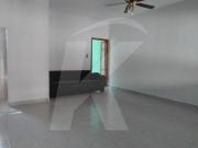 Casa térrea com 2 dormitórios, salão de festas e 2 vagas...