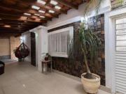 Casa Terrea com 2 quartos 2 Vagas à venda por R$ 572.000...