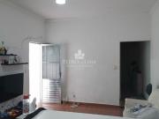 Casa terrea com 2 quartos, e um salão comercial na...