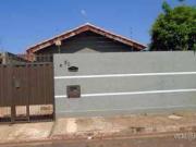 Casa Térrea com 2 Quartos para Alugar por R$ 1.250/mês