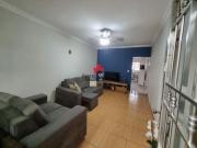 Casa Térrea com 3 Dormitórios, 4 Vagas e Galpão...