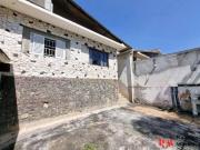 Casa Térrea com 3 Dormitórios à Venda, 102m² por...