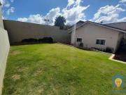 Casa térrea com 3 dormitórios à venda, 185 m² por R$...