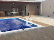 Casa TERREA com 3 dormitórios à venda, 240 m² por R$...