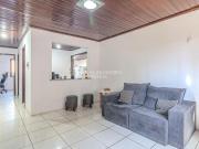 Casa Térrea com 3 Dormitórios, Churrasqueira e Amplo...