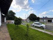 Casa térrea com 3 dormitórios e 1 suíte no bairro Igara...