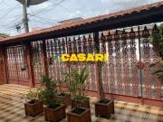 Casa térrea com 3 dormitórios e área gourmet à venda na...
