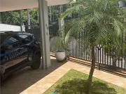 Casa Térrea com 411m² com 3 quartos e 3 vagas no Palmas...