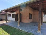 Casa térrea com 4 dormitórios no Pontal Santa Marina em...