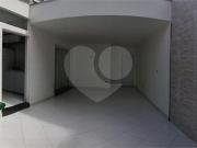 Casa térrea com 4 quartos à venda em Jardim Avelino SP