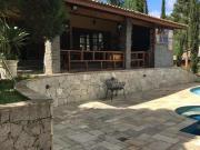 Casa Terrea Com 4 Suites, Piscina e Lazer Completo!