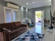 Casa térrea com 5 Dormitórios/Quartos com anexo nos...