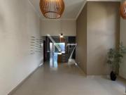 Casa térrea com móveis planejados em condomínio !