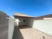 CASA TERREA COM PISCINA 4 VAGAS EM MONGAGUA:...