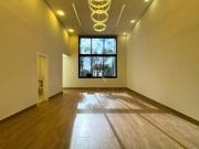 CASA TERREA COM PISCINA AQUECIDA NO CONDOMÍNIO SANTORINI...