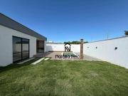 Casa térrea com piscina e área de lazer no Viverde 2