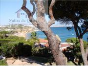 Casa térrea com piscina e vista maravilhosa sobre o mar