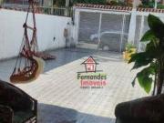 Casa térrea com piscina mais edícula, com 2 dormitórios...