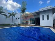 casa térrea com piscina no condomínio Reserva da Serra...