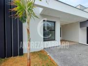 Casa Térrea com Piscina no Terras de São Francisco Casa Térrea com Piscina no Terras de São Francisco