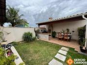 CASA TERREA COM QUINTAL GRAMADO! 2 QUARTOS 1 SUITE...