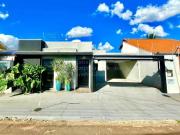 Casa térrea com sala comercial, Vila Planalto, CAMPO...