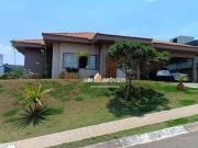 Casa térrea com suíte dentro de Condomínio na cidade de...