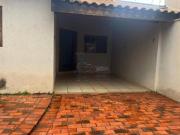 Casa térrea de 139m² com 03 quartos sendo uma suite para...