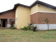 Casa terrea de 263m² com 4 quartos
