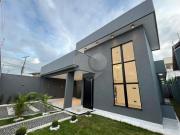 Casa Térrea de Alto Padrão à Venda no Residencial Veneza