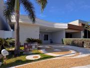 Casa térrea de condomínio à venda com piscina no...