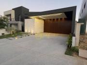 Casa Térrea de Condomínio com 4 quartos, sendo 3 suítes...