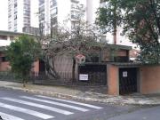 Casa térrea de esquina com terreno de 280 metros
