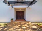 Casa Térrea de Luxo no Lago Sul – 4 Suítes, Pé Direito...