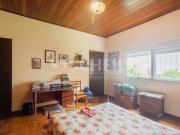 Casa Térrea de Vila com 4 Dormitórios, 5 Banheiros, 5...