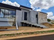 Casa Térrea em Condomínio Fechado, 229,48 m², Alto do...