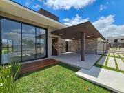 Casa térrea em condomínio fechado em São José dos...