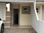 Casa térrea em condomínio fechado para alugar com 2...