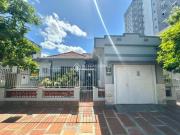 Casa térrea espaçosa no centro de Canoas!